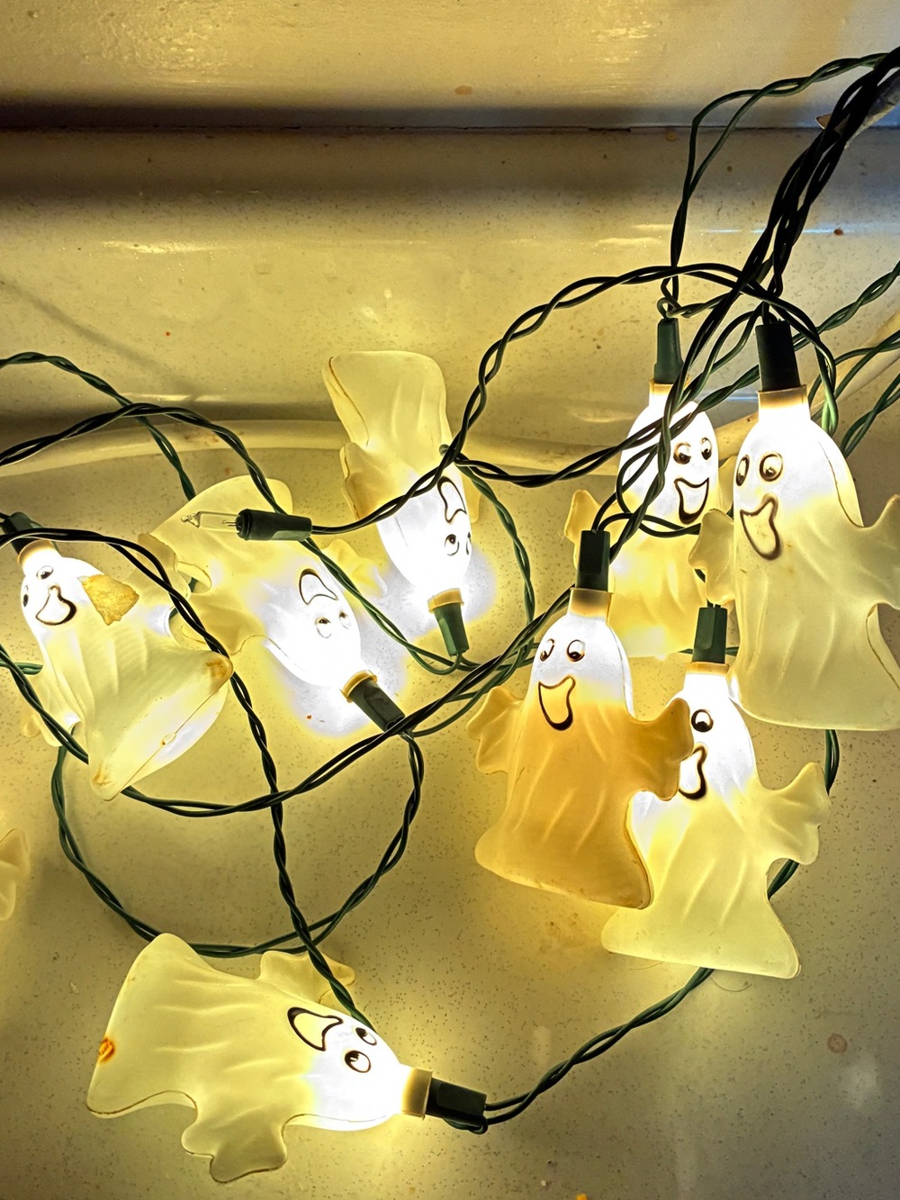 Vintage set of white plastic blow-mold ghost string lights Halloween